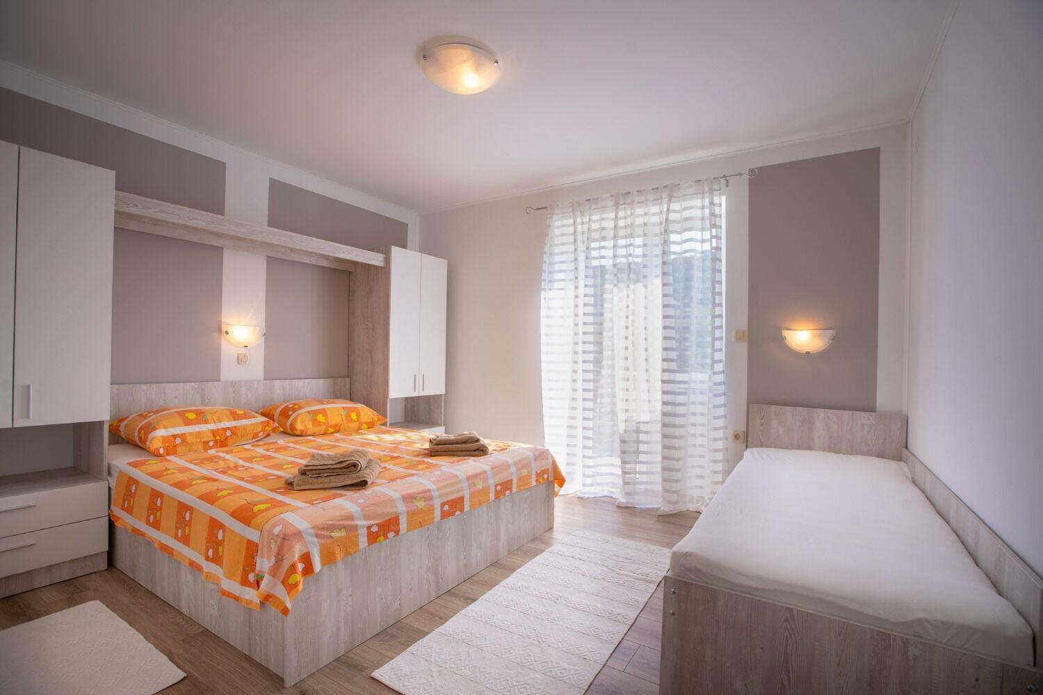 Apartments Marija Супетарска Драга Екстериор снимка