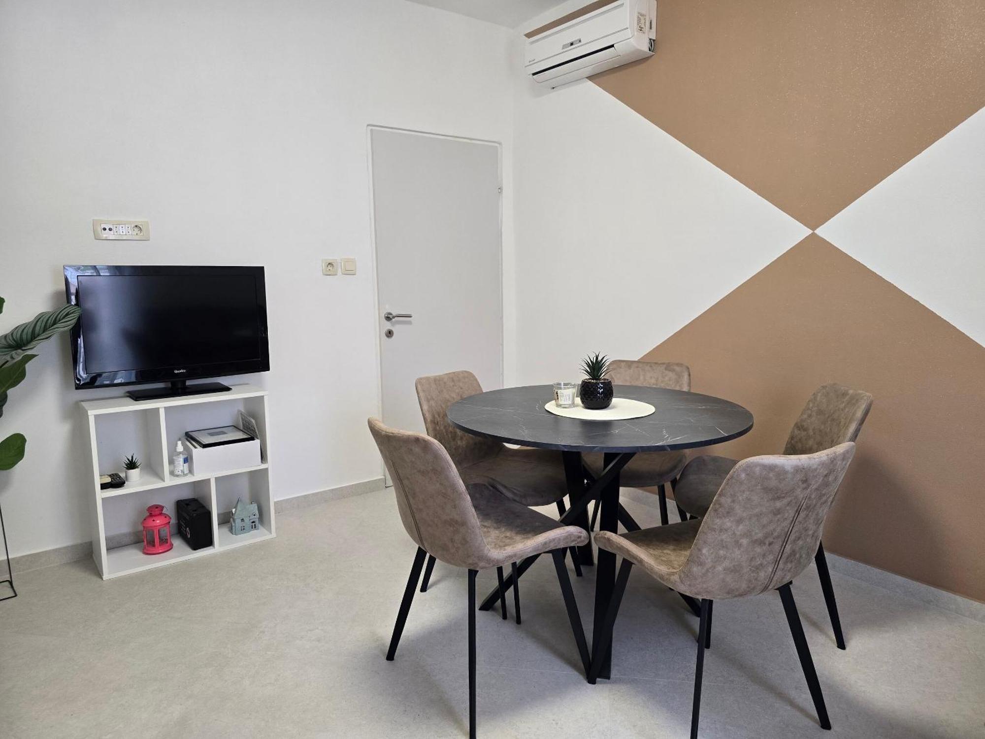 Apartments Marija Супетарска Драга Екстериор снимка